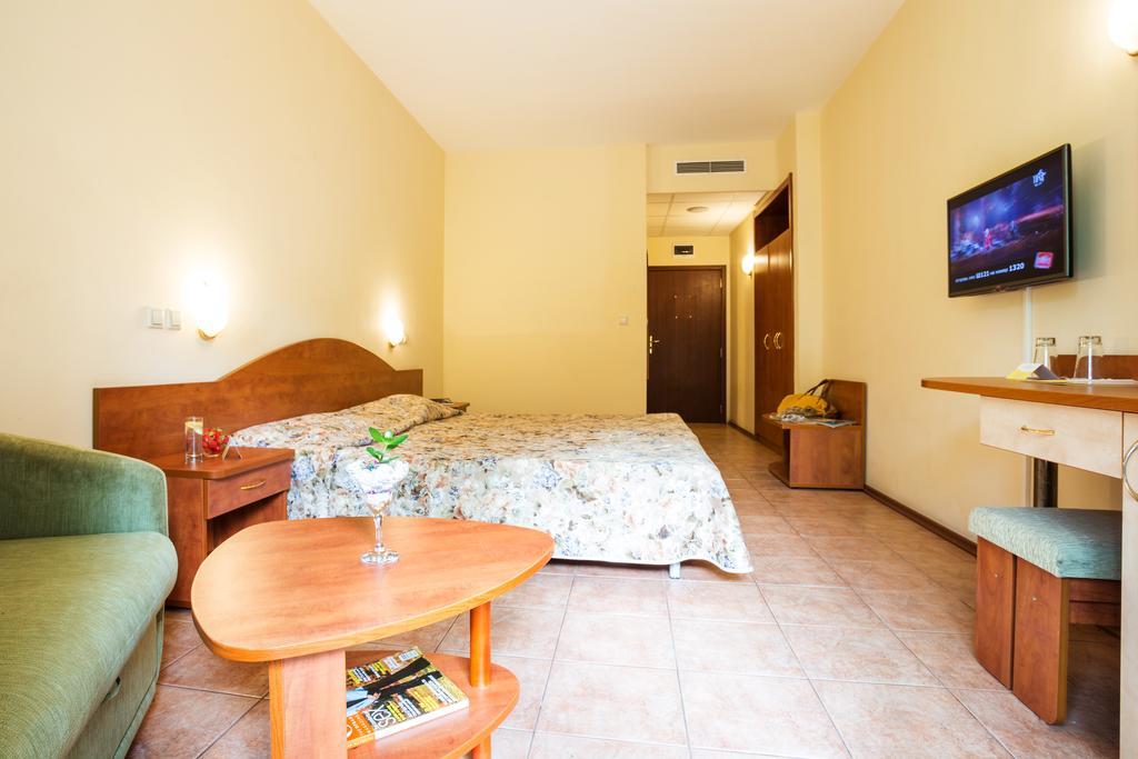 Ljuljak Hotel Golden Sands Rum bild