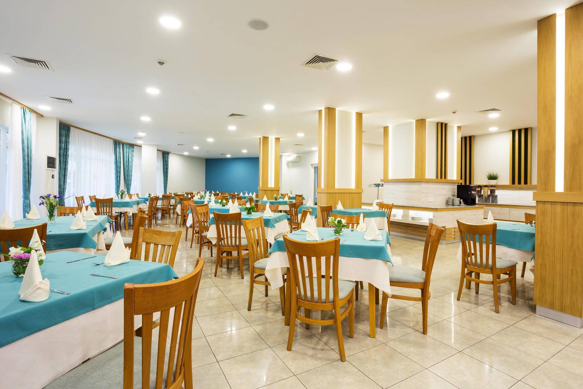 Ljuljak Hotel Golden Sands Exteriör bild