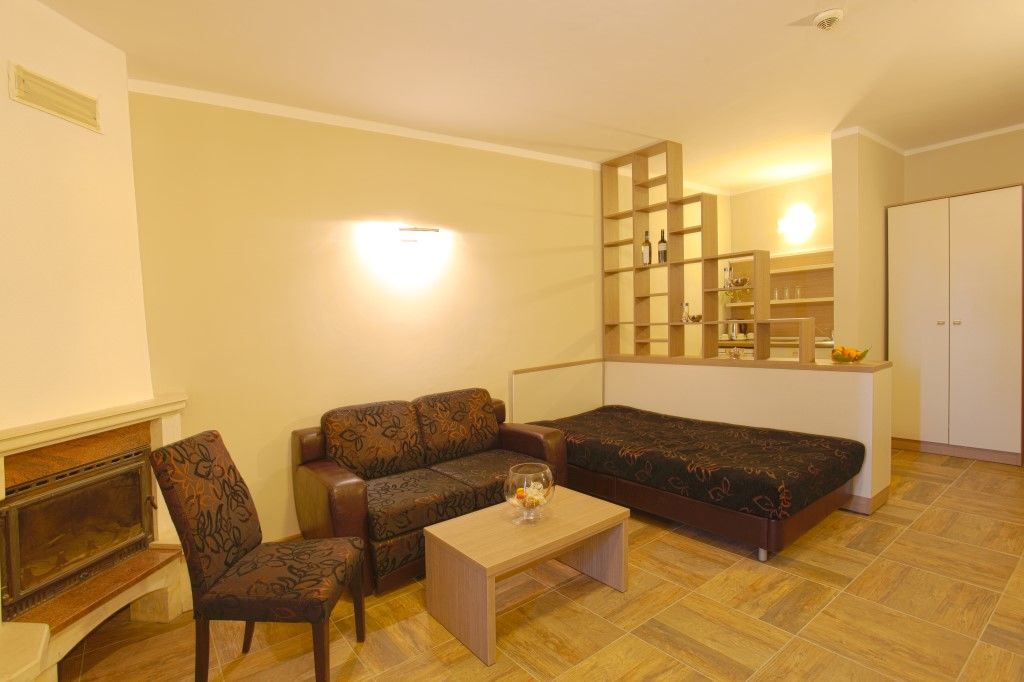 Ljuljak Hotel Golden Sands Exteriör bild