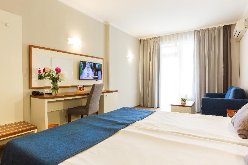Ljuljak Hotel Golden Sands Exteriör bild
