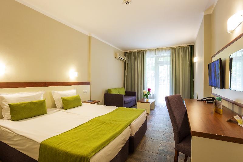 Ljuljak Hotel Golden Sands Exteriör bild